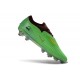 Tacón de Fútbol Nike Phantom 6 Low Elite FG Verde Dorado