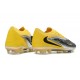 Tacón de Fútbol Nike Phantom 6 Low Elite FG Amarillo Negro Plateada
