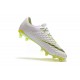 Tacos de futbol para Hombre Nike HyperVenom Phantom III Elite FG Blanco Metálico Cool Gray Volt
