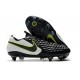 Bota Nike Tiempo Legend 8 Elite SG-Pro AC Negro Blanco Voltio