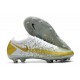 Bota de Futbol Nike Phantom GT Elite FG - Oro Blanco
