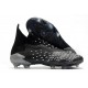 Botas de Fútbol Adidas PREDATOR FREAK + FG Negro Gris Blanco